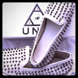 Unif hellraisers white leather silver spikes